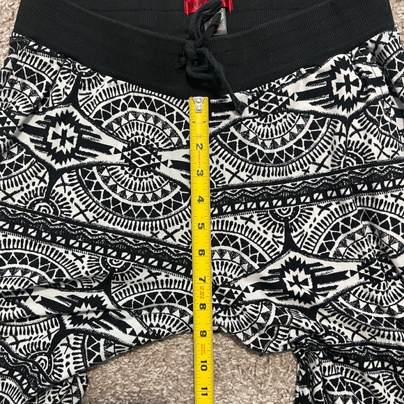 Black and White Patterned Joggers - Picture 7 of 8